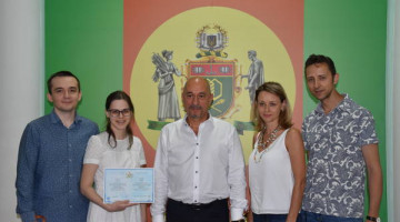 Урочисте вручення дипломів
