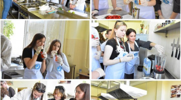 Майстер-клас «Літні коктейлі з полуницею» для учнів 10 класу Одеського ліцею №4